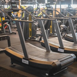 Беговая дорожка DHZ А-7000