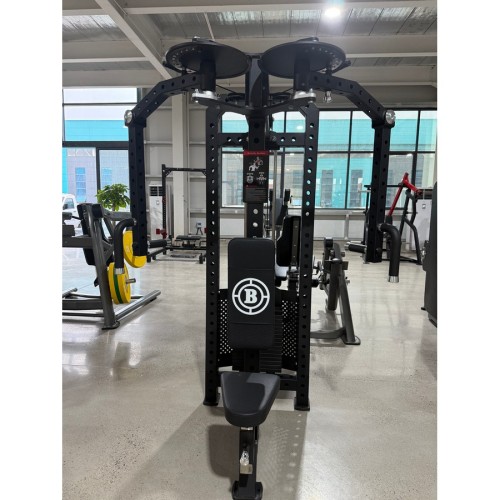 Баттерфляй / задние дельты Gymmaster EK111