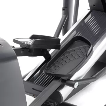 ШИРОКИЕ ПЕДАЛИ С АНТИСКОЛЬЗЯЩИМ ПОКРЫТИЕМ