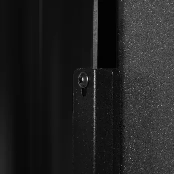 ТРАВМОБЕЗОПАСНЫЕ НАКЛАДКИ НА ОСТРЫХ УГЛАХ